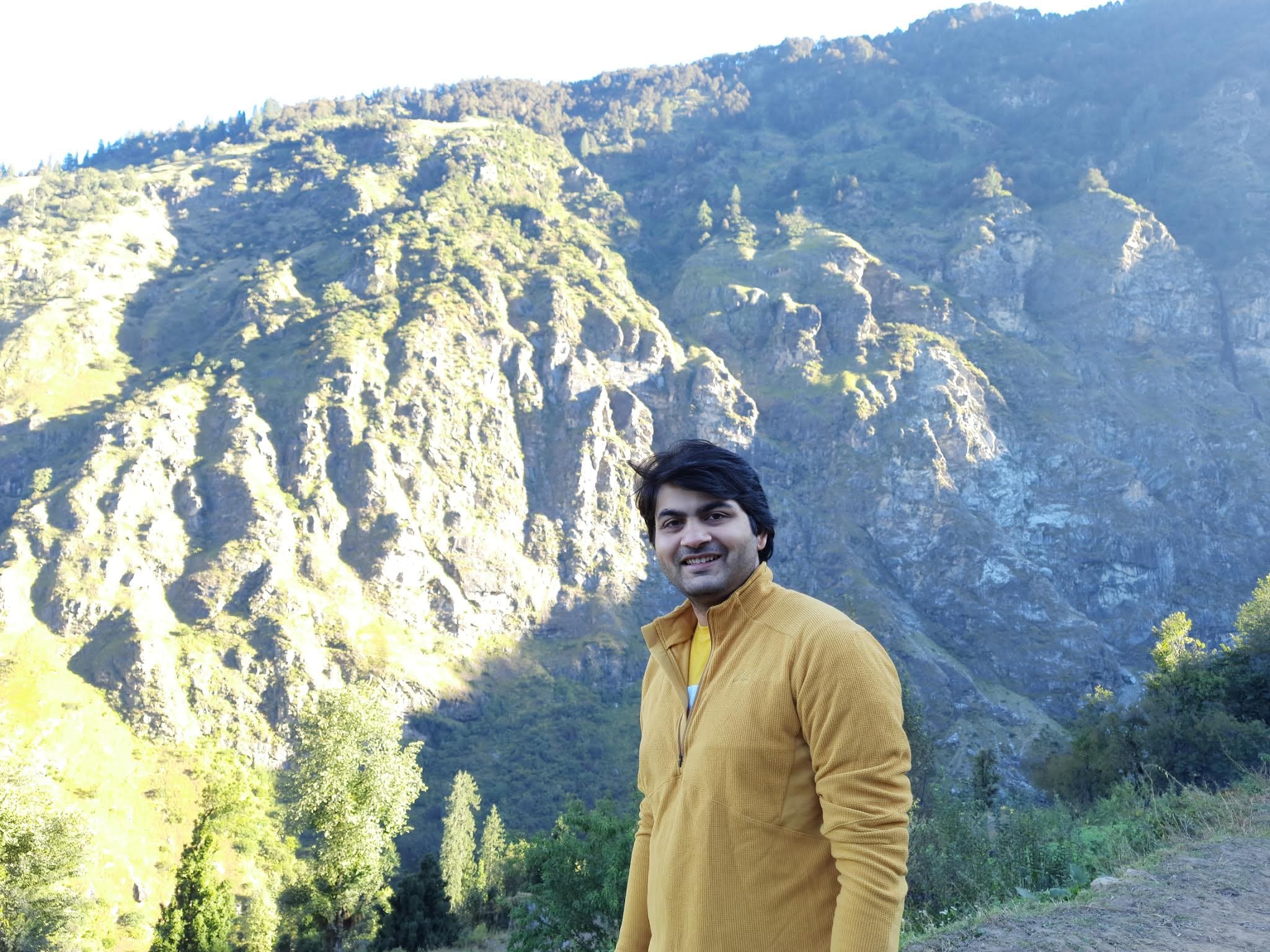 Gulabi Kantha Trek Guide: Offbeat Beauty, Golden Meadows